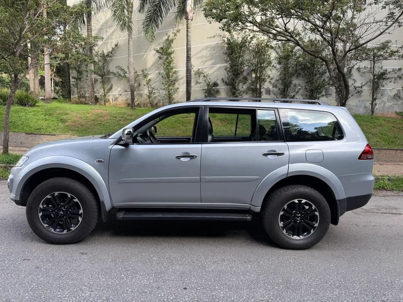 Mitsubishi Pajero Dakar/hpe 3.5 4X4 Flex 5P Aut. 2016