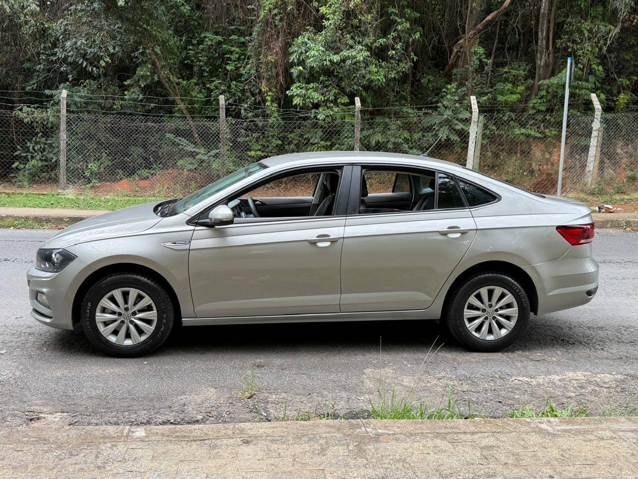 Volkswagen Virtus Comfort. 200 TSI 1.0 Flex 12V Aut 2018 — foto 1 de 20